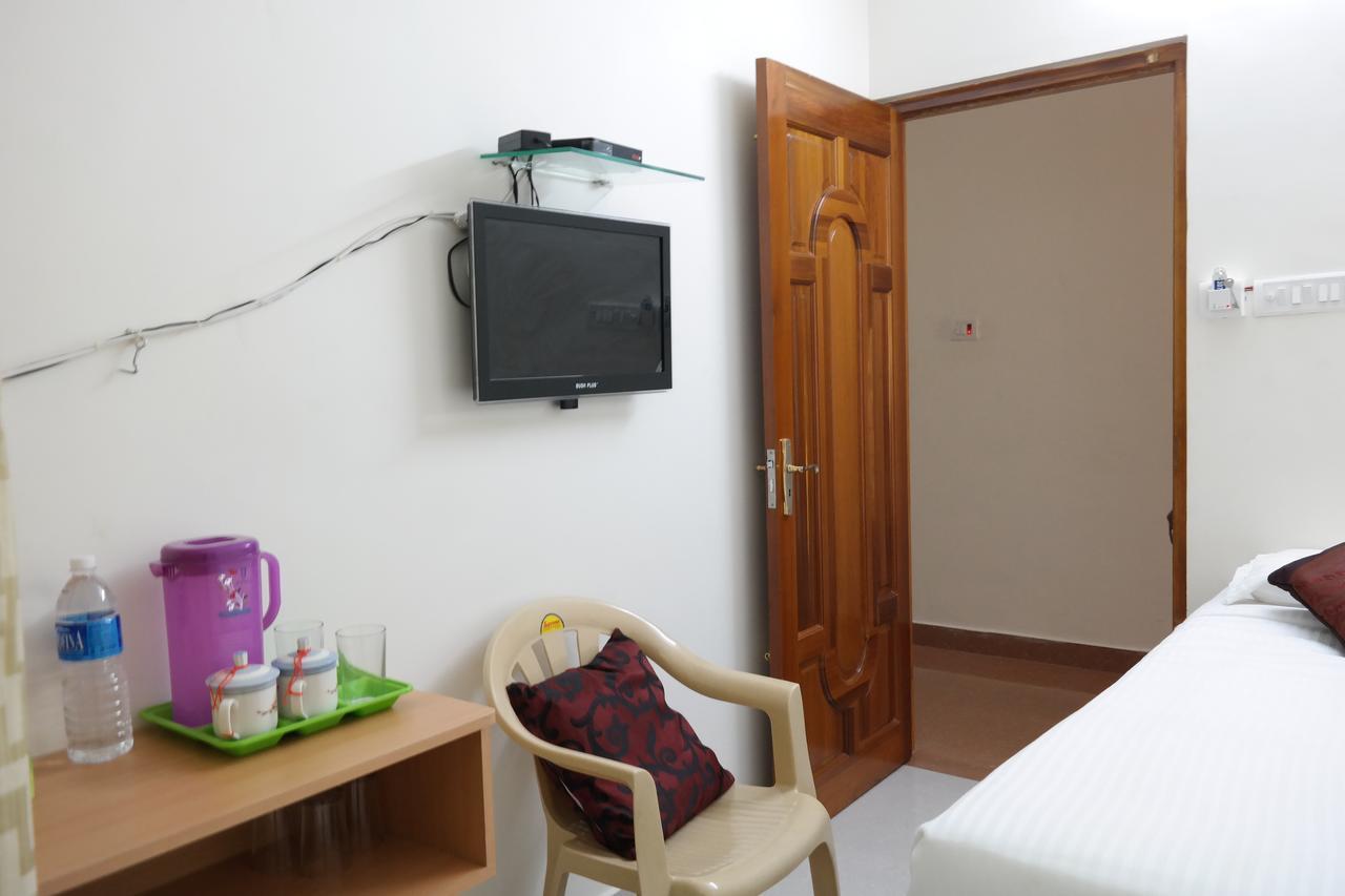 Sakthi Guest House Puducherry Exterior foto