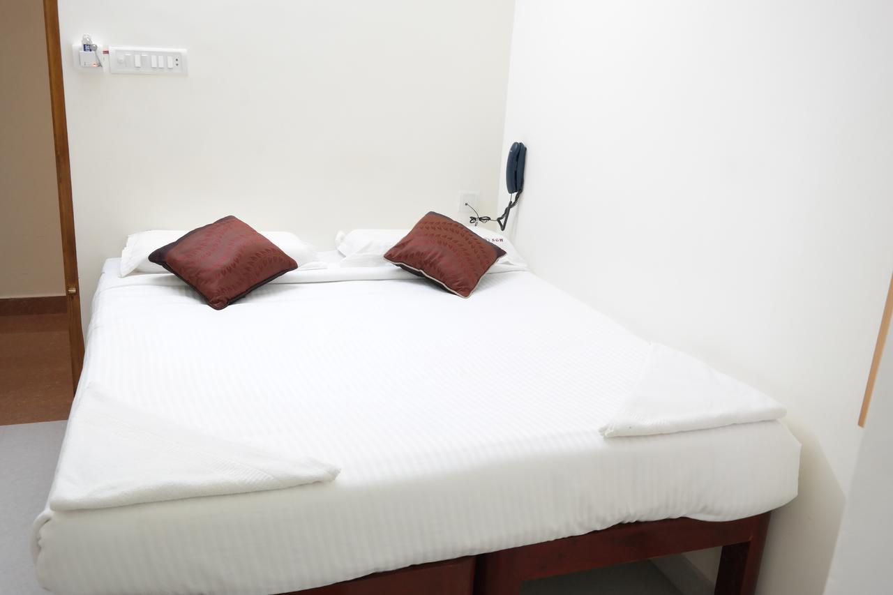 Sakthi Guest House Puducherry Exterior foto
